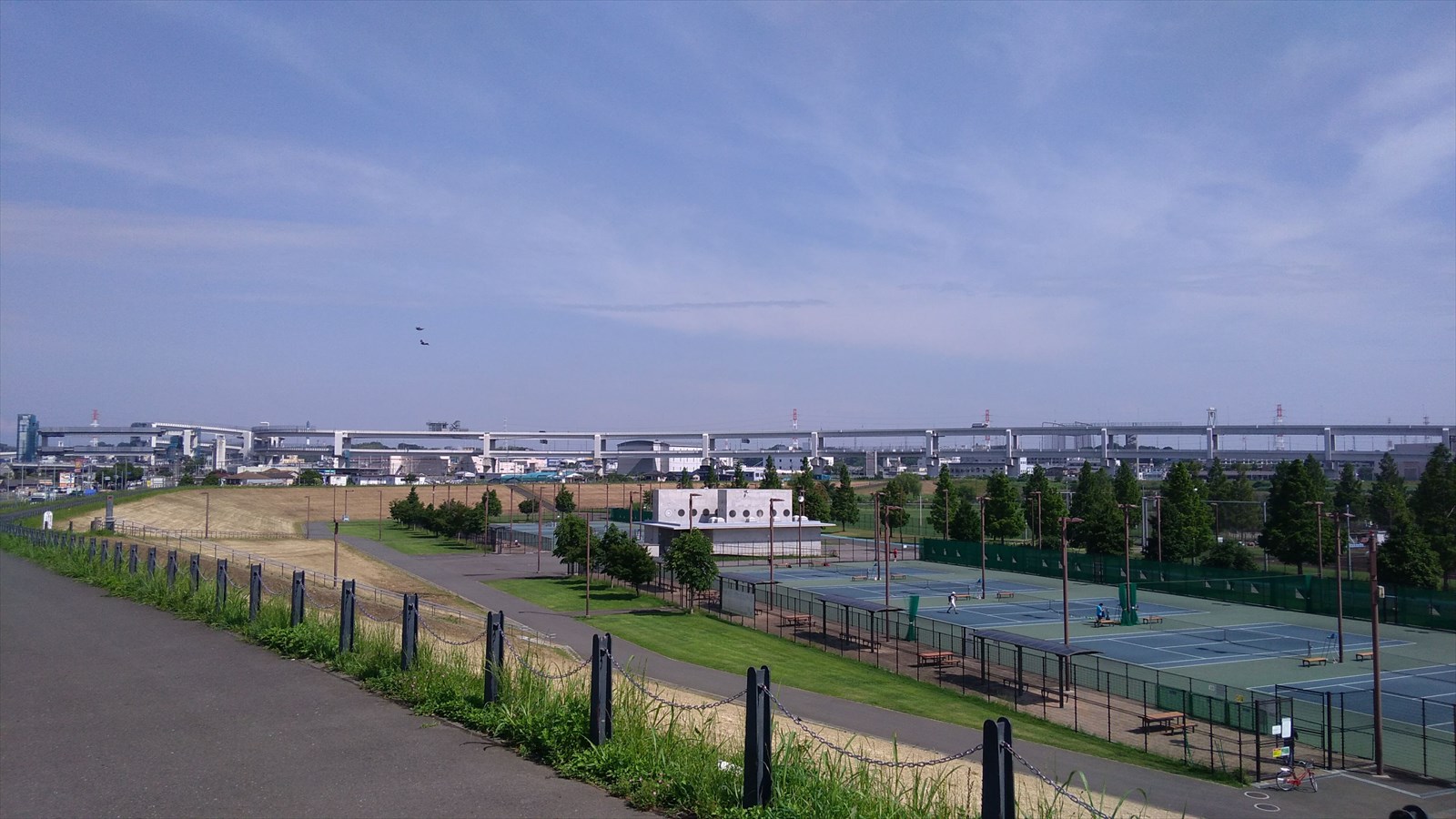 新横浜公園テニスコート